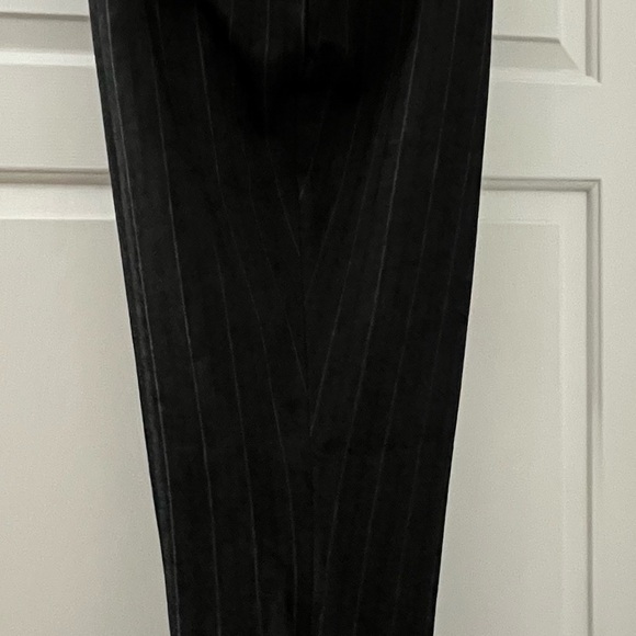 INVESTMENT II Elegant Black Pinstripe Women’s Pants - Picture 4 of 7